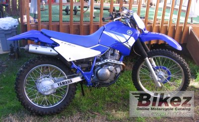 2004 Yamaha TT-R 225 photo